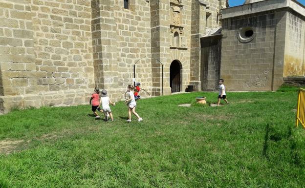 20 niños están participando en las actividades de 'Diviértete Extremadura'