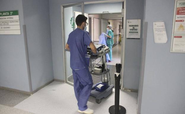 Extremadura registra tres fallecidos por covid y 129 nuevos positivos