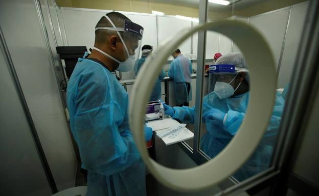 Extremadura rebasa por segundo día consecutivo los 300 contagios