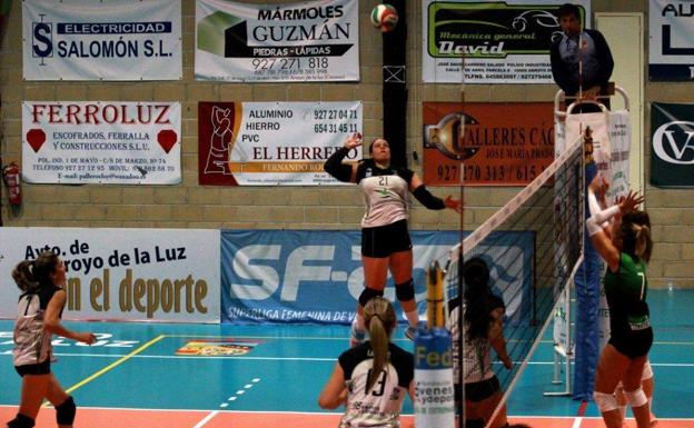 El Extremadura Arroyo vuelve a los entrenamientos y espera jugar el próximo sábado ante el Rivas madrileño