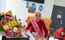 María Casasola cumple 100 años