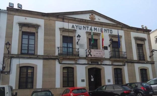 Se mantienen en 20 los positivos activos en Arroyo de la Luz