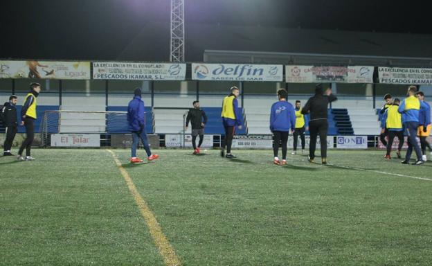 El Arroyo recibe al Racing Valverdeño