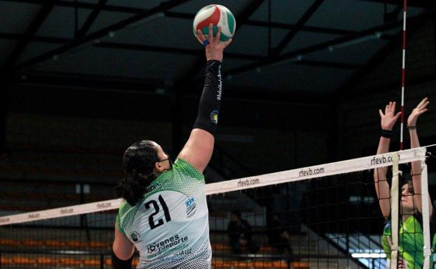 El Extremadura Arroyo cede 3-2 ante Torrejón después de un titánico partido