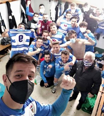El Arroyo consigue 3 puntos en Fuente de Cantos con un marcador de 1-2