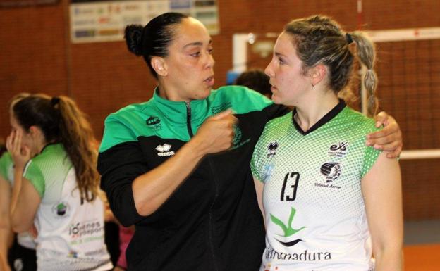 María Larrakoetxea: «He sido muy feliz en Arroyo de la Luz, me gustaría seguir»