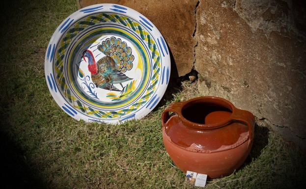 Los talleres de cerámica de Arroyo de la Luz participan en el evento ¡Hola Cerámica 2021!