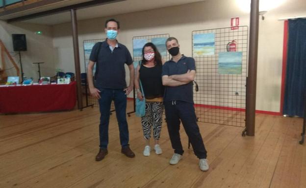 El IES Luis de Morales inaugura su exposición de pintura de la Semana Cultural