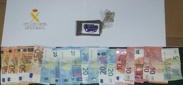 La Guardia Civil detiene al presunto autor de un delito de tráfico de drogas en Arroyo de la Luz