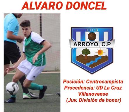 El Arroyo CP presenta su último fichaje, el centrocampista Álvaro Doncel