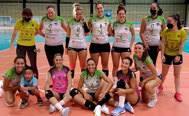 El nuevo proyecto del Extremadura Arroyo echa a rodar en el Torneo Ibérico 'Mujeres' ante Lusofona y Torrejón