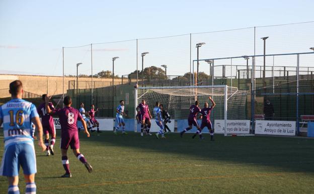 El Arroyo – Calamonte se cierra con un 0-2