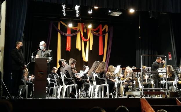 La Banda de Música de Arroyo de la Luz celebra la festividad de Santa Cecilia con el VI Encuentro de Bandas