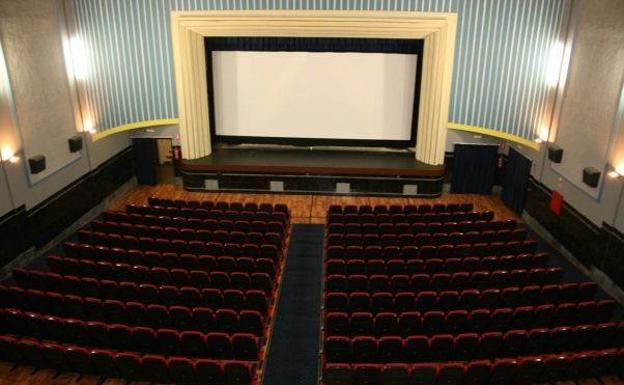 Cine-Teatro municipal de Arroyo de la Luz. /Cedida