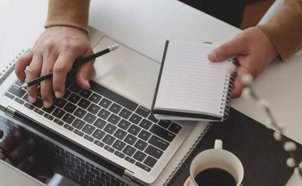 El Ayuntamiento informa del programa 'Un autónomo-un empleo'