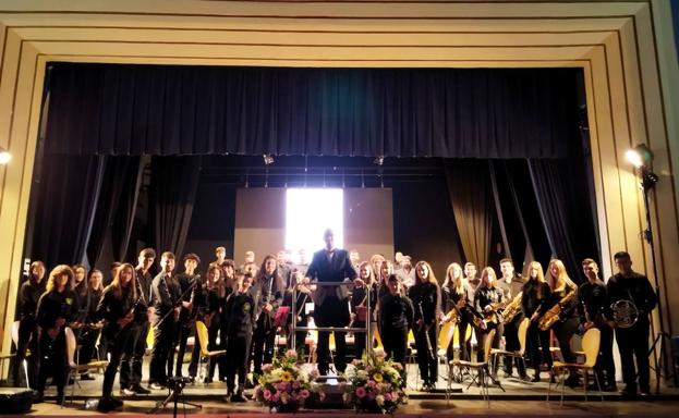 El trabajo anual de la banda de música arroyana culmina cada año con el concierto de año nuevo
