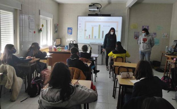 La Mancomunidad Tajo-Salor organiza la actividad 'Yo paso del control, ¿y tú?' en el colegio Ntra. Sra. de los Dolores