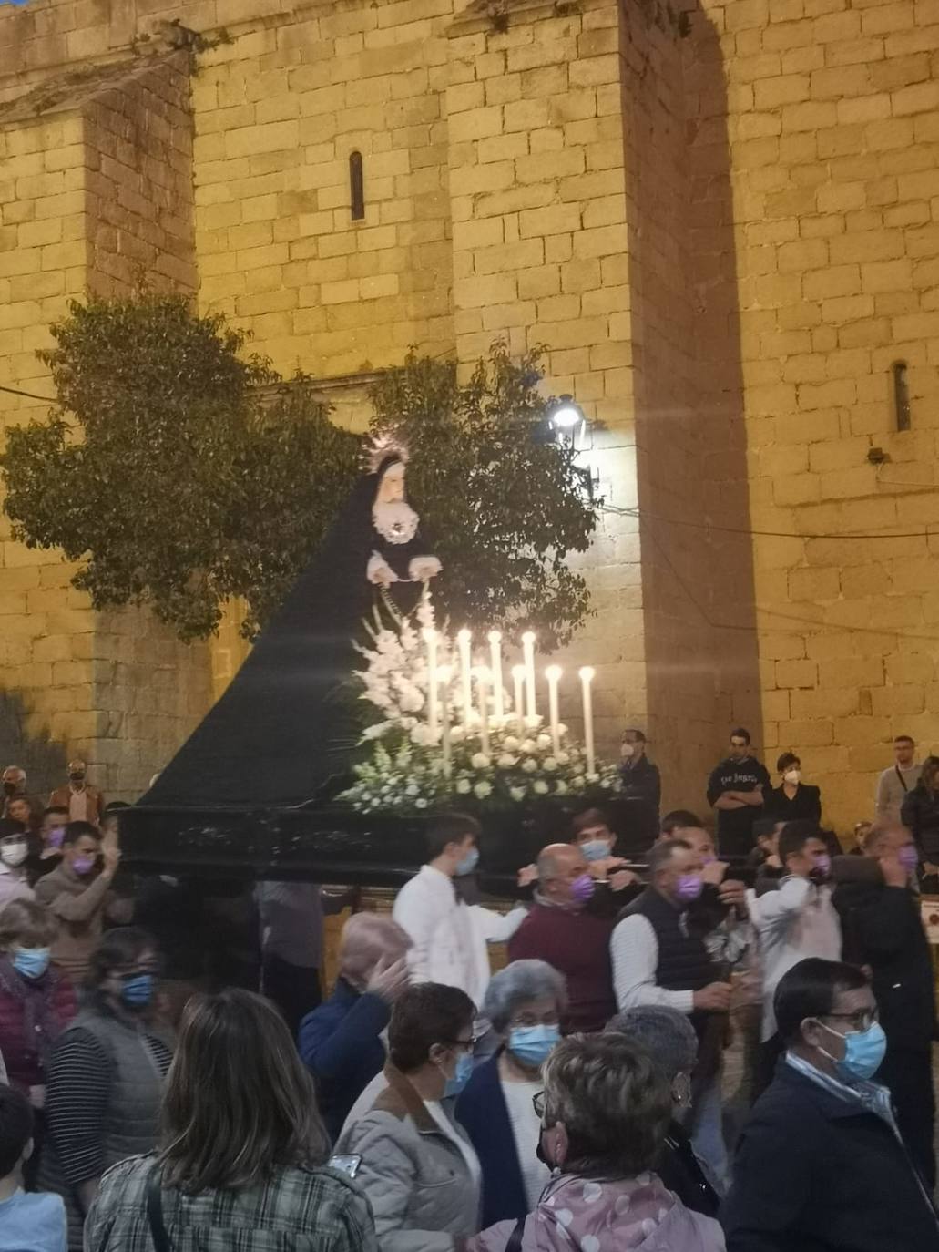 Arroyo sale para la procesión del Jueves Santo
