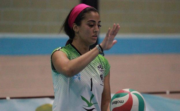 Desiré Castaño, primera renovación del Extremadura Arroyo: «Iré a por todas, quiero disfrutar y que lo hagan conmigo»