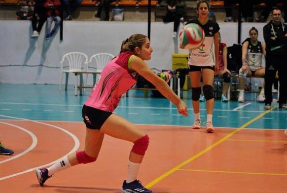 Bea Gómez, el adiós de la guerrera del Extremadura Arroyo