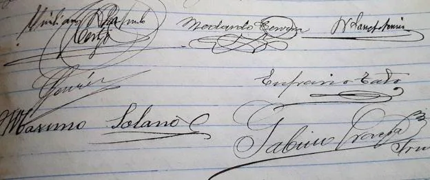 Firmas del acta ,21 de julio de 1936. (Archivo Municipal de Arroyo de la Luz)/