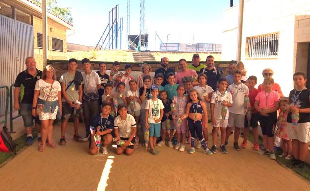 40 niños participaron en el III Torneo Infantil de Petanca