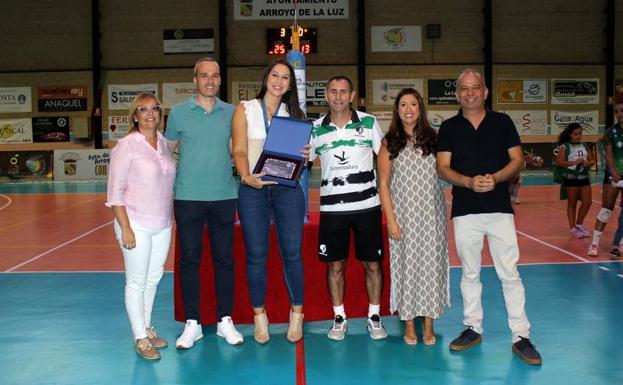 El Extremadura Arroyo se adjudica el Torneo Ibérico 'Mujeres' y ya vela armas para el debut liguero