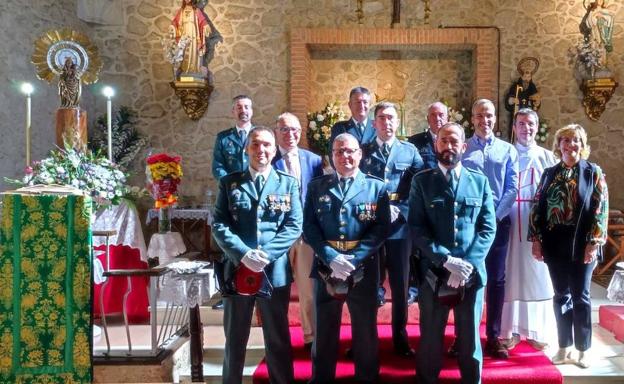 La Guardia Civil de Arroyo de la Luz celebra el día de su Patrona, la Virgen del Pilar
