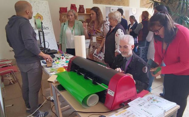 La Red Circular FAB estuvo presente en la Feria de Moda Resotext