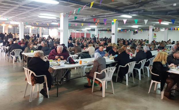 Arroyo de la Luz disfrutó de sus Coles con Buche