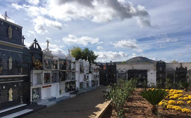 Hoy finaliza el plazo para pedir cita para las visitas al cementerio en el puente de Todos los Santos