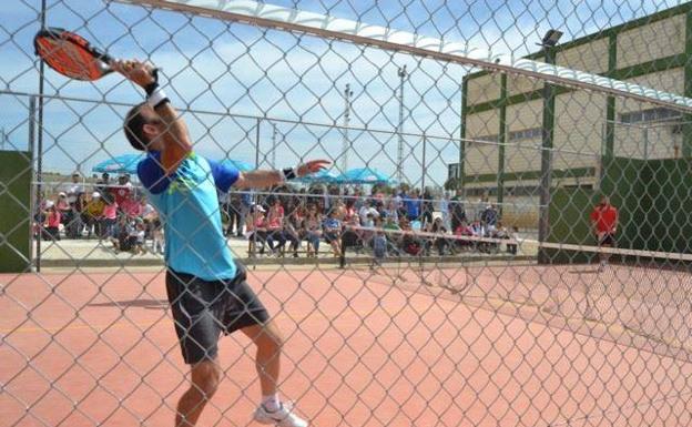 La I Fase de la VII Liga de Pádel busca a las parejas que disputarán el playoff