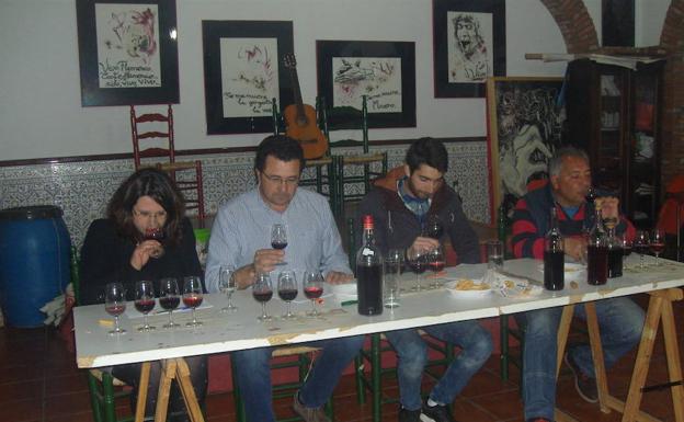 La peña flamenca celebra este sábado 2 su tradicional concurso de vinos de pitarra