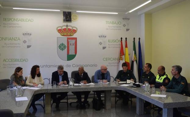 Cuarenta guardias civiles se movilizarán en la romería y en la Feria de Abril