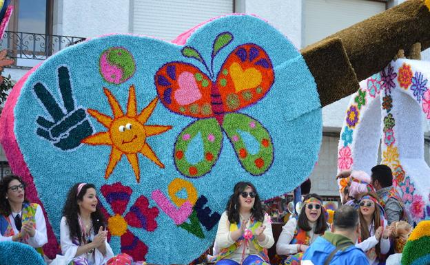 La carroza ganadora de la romería de Piedraescrita se llevará un premio de 2.000 euros