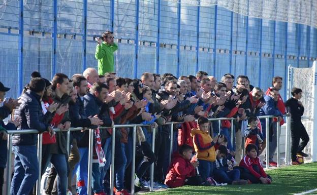 El 'Campa' pone dos autobuses para facilitar el desplazamiento de su afición a Miajadas