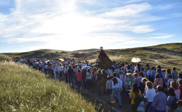 La Virgen de Piedraescrita regresa este domingo a su ermita