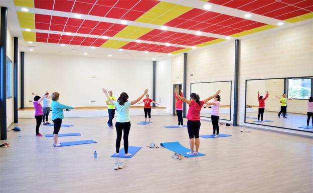 La nueva sala multideportiva de Campanario ya está en uso