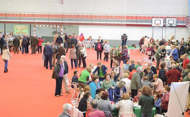 300 mayores disfrutaron de una jornada lúdica y de convivencia en el VI Día del Mayor