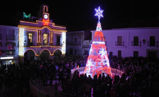 La temporada navideña será inaugurada este jueves con el encendido de la iluminación