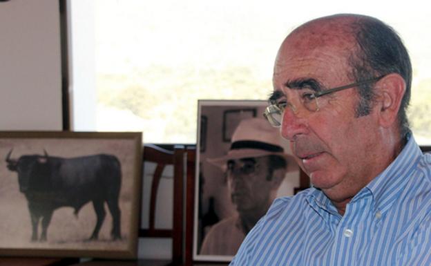 El ganadero Adolfo Martín será homenajeado en un acto de la Peña Taurina 'El Volapie'