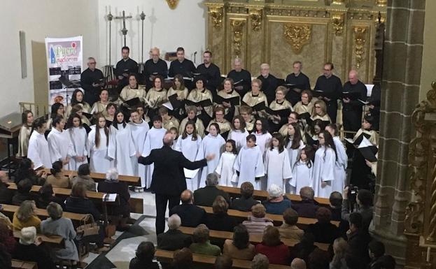 El Coro Voces Vivas inicia sus conciertos navideños este sábado en el Monasterio de Guadalupe
