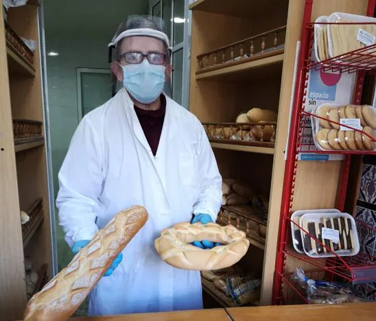 «Es difícil calcular cuánto pan hay que hacer, porque ha cambiado el tipo de consumo ...