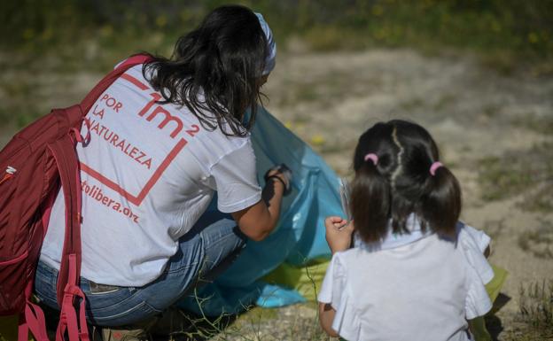 El Ayuntamiento pide colaboración a los vecinos para mantener los espacios naturales libres de basura
