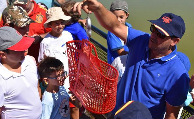Abierta la inscripción para el concurso de pesca infantil, que se celebrará el 1 de agosto