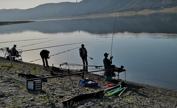 El concurso de pesca se celebrará el 9 de agosto en el paraje de Galizuela, en el embalse de La Serena