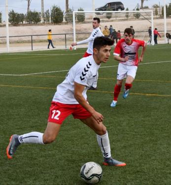 El jugador Carlos García, procedente del Castuera Subastacar, se une a las filas campanarienses