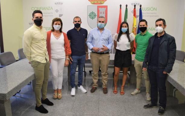 La plantilla de la Policía Local de Campanario cuenta con cinco nuevos agentes que se incorporarán tras la formación académica