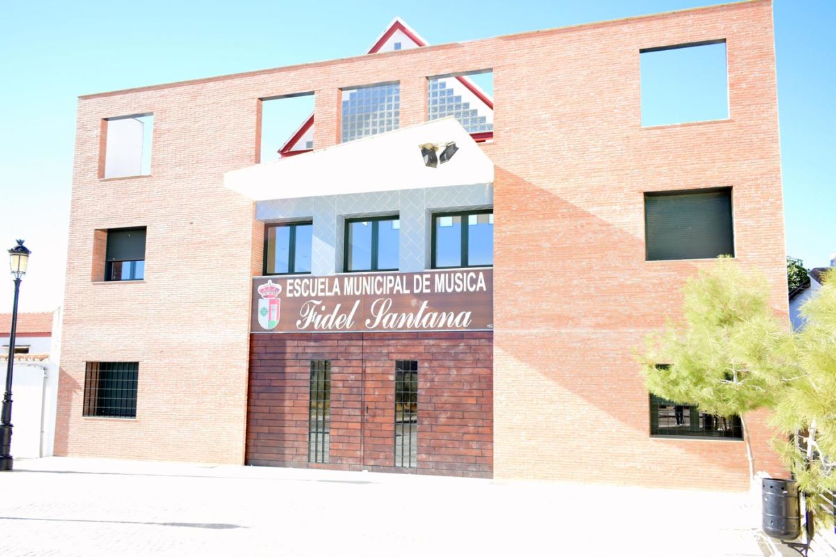 Un centenar de alumnos comienza un nuevo curso en la Escuela de Música en el mes de octubre