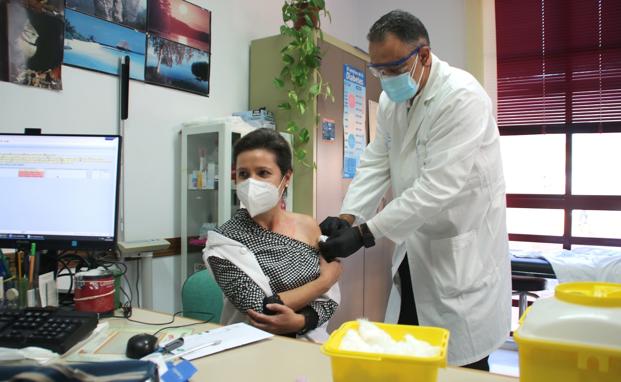 Campanario cuenta con unas 1.300 vacunas de la gripe para todo el que desee vacunarse